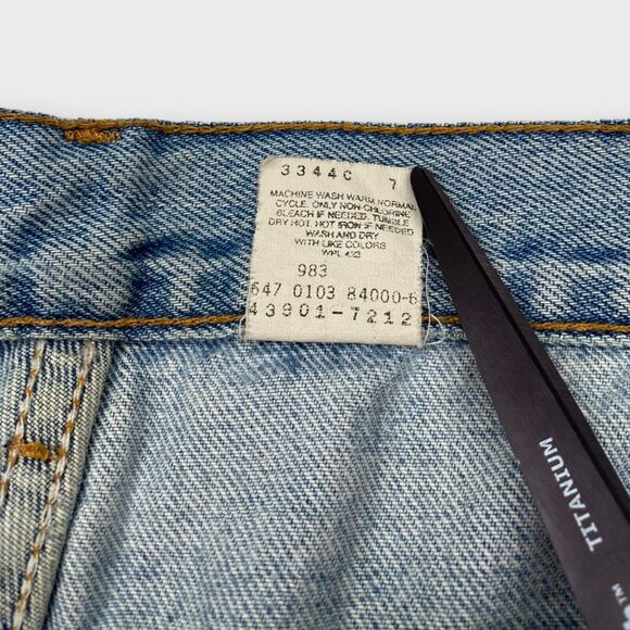 VINTAGE Levis Jeans Mens 36x32 Relaxed Straight Leg Distressed 90s Y2K Grunge - Picture 12 of 15
